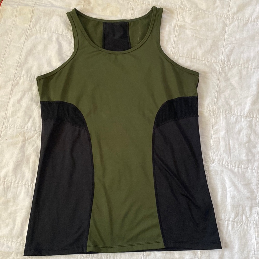 Workout top
